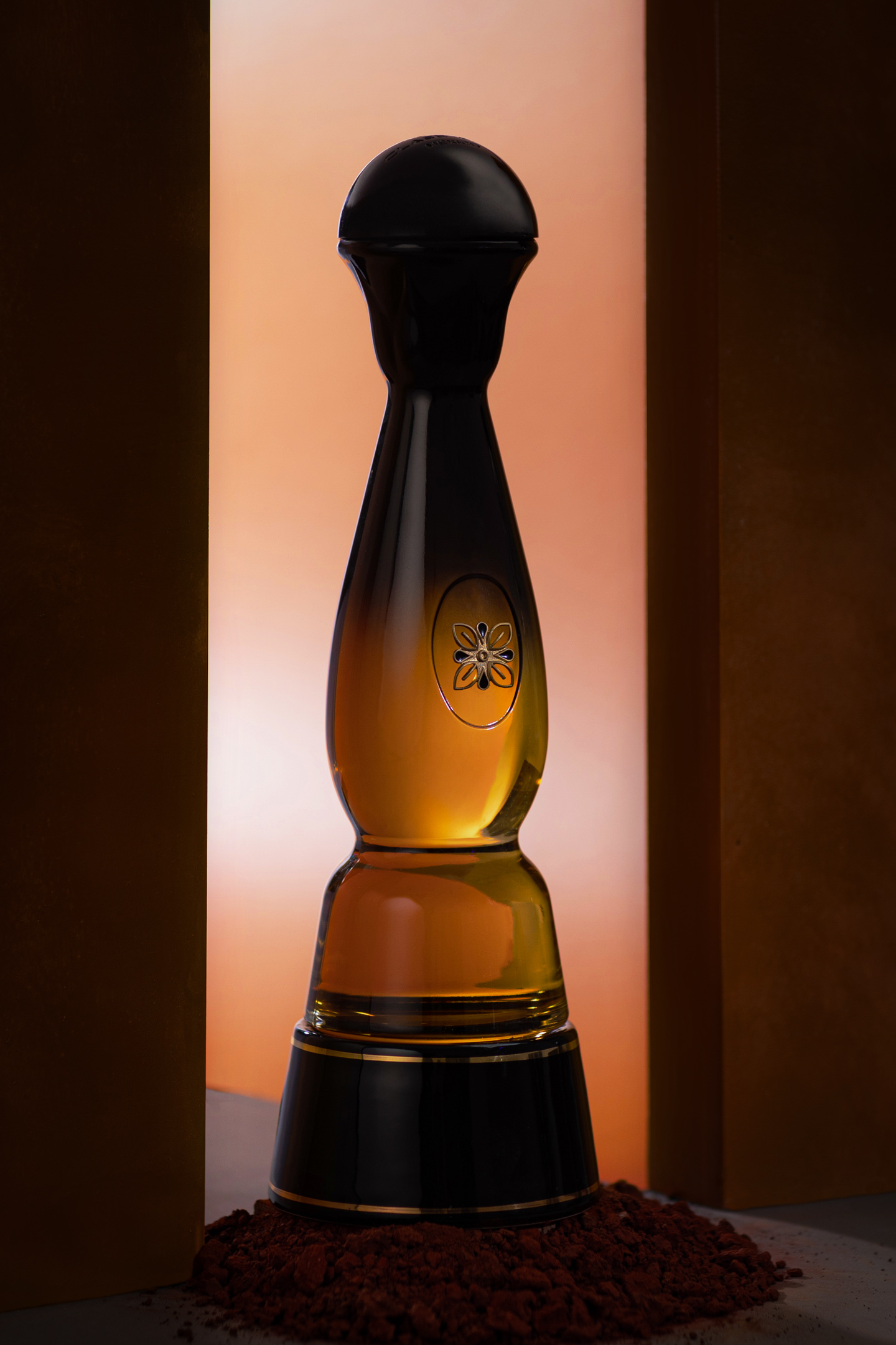 Clase Azul Gold tequila - bottiglia nera e oro premium
